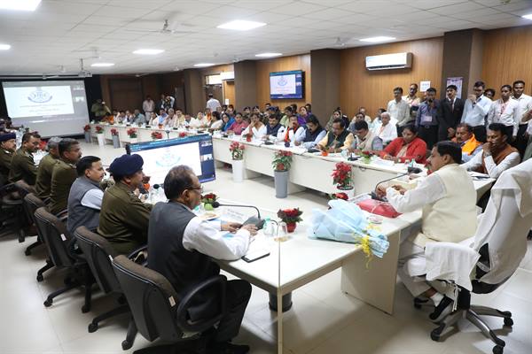 Division Level Review Meeting: Division level review meeting of Indore under the chairmanship of Chief Minister Dr. Mohan Yadav.