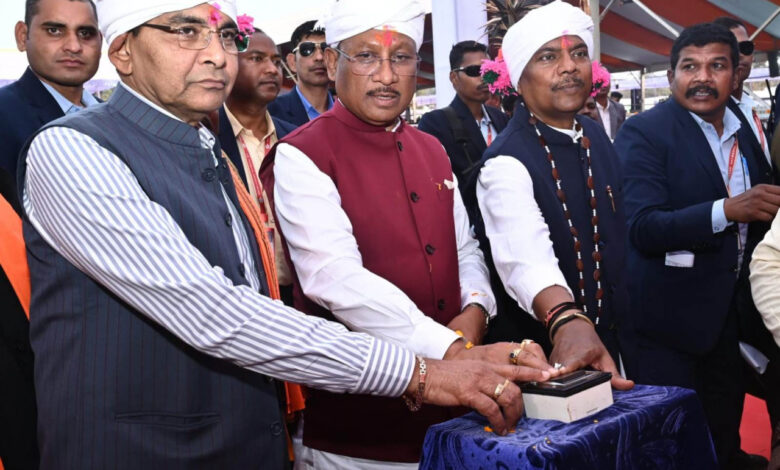 नियद नेल्लानार योजना से बस्तर के 400 से अधिक गांव हुए आबाद : मुख्यमंत्री विष्णुदेव साय…. नियद नेल्लानार योजना से बस्तर के 400 से अधिक गांव हुए आबाद : मुख्यमंत्री विष्णुदेव साय….