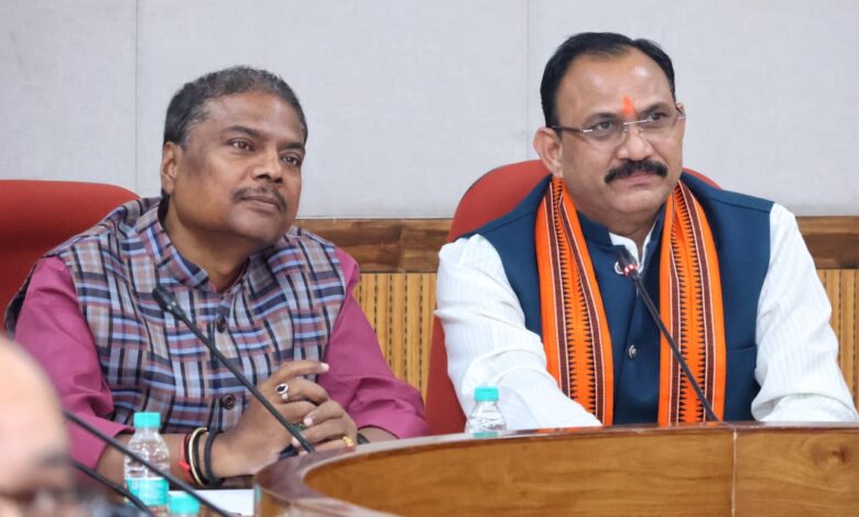 पीएम राहत योजना के तहत सड़क दुर्घटना पीड़ितों को कैशलेस उपचार की सुविधा, केंद्रीय परिवहन मंत्री नितिन गडकरी ने ली वर्चुअल बैठक…..