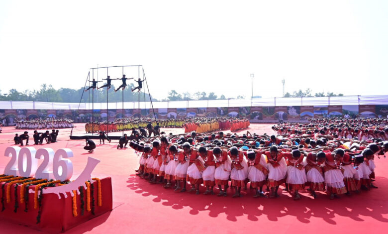 अबूझमाड़ का गौरव: मल्लखंब के नन्हे वीरों ने राष्ट्रपति के समक्ष दिखाई अद्भुत कला- राष्ट्रपति श्रीमती मुर्मु ने की प्रशंसा, ताली बजाकर हौसला बढ़ाया….