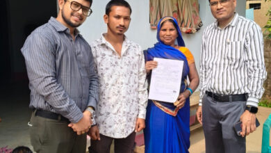 श्रम विभाग द्वारा घर पहुँच दिलाया जा रहा योजना का लाभ….. श्रम विभाग द्वारा घर पहुँच दिलाया जा रहा योजना का लाभ…..