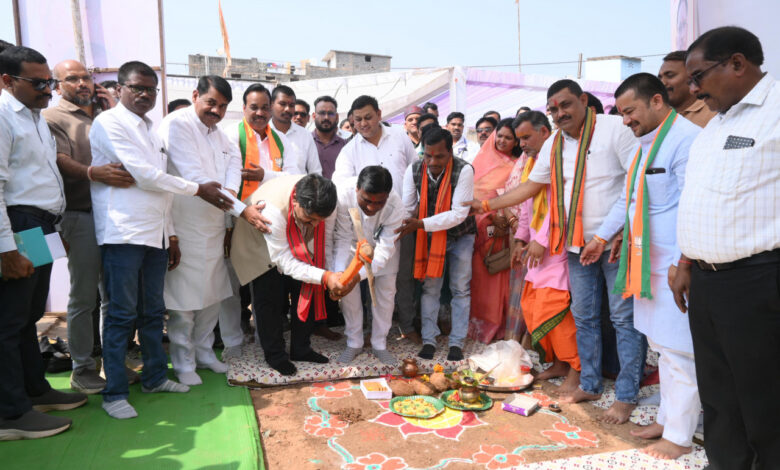 उप मुख्यमंत्री विजय शर्मा ने कवर्धा नगर के विकास के लिए रखी 2.80 करोड़ के निर्माण कार्यों की आधारशिला….