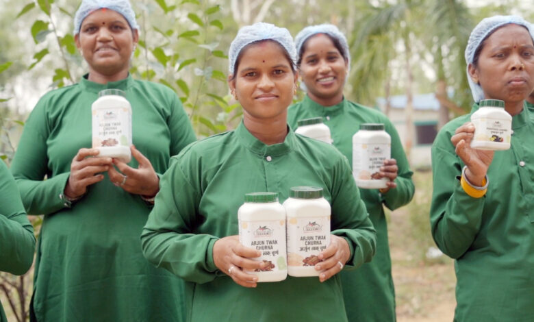 एलोवेरा आधारित पर्सनल केयर उत्पादों से पहचान बना रहा दुगली का वन धन विकास केंद्र….