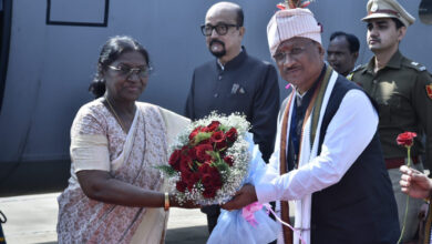 राष्ट्रपति द्रौपदी मुर्मू का जगदलपुर के मां दंतेश्वरी एयरपोर्ट में आत्मीय स्वागत….