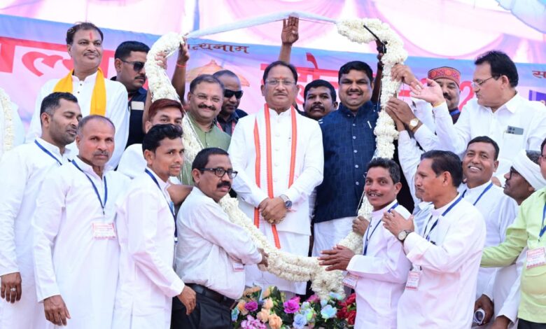 संत कबीर की वाणी समाज को जोड़ती है, सरकार का संकल्प जनजीवन संवारता है : मुख्यमंत्री विष्णु देव साय…. संत कबीर की वाणी समाज को जोड़ती है, सरकार का संकल्प जनजीवन संवारता है : मुख्यमंत्री विष्णु देव साय….