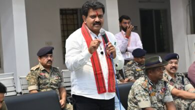 उपमुख्यमंत्री विजय शर्मा ने पुनर्वास केंद्र दंतेवाड़ा में युवाओं से की मुलाकात….