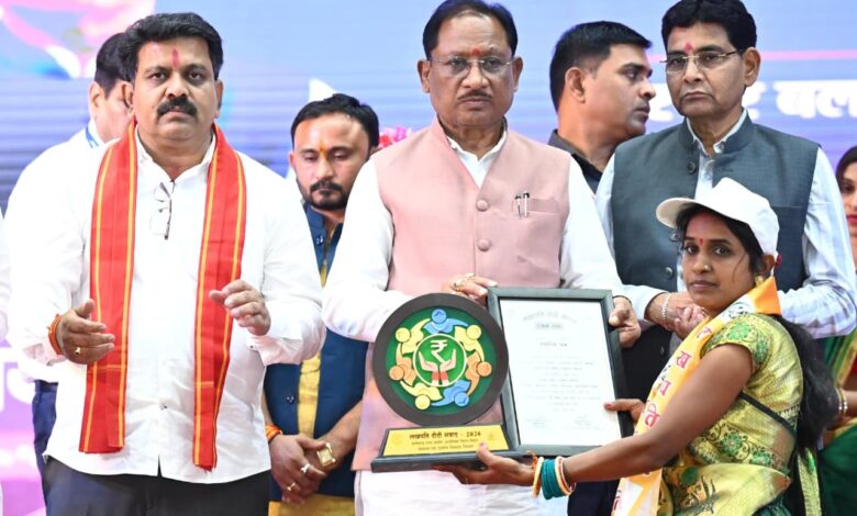 छत्तीसगढ़ की महिलाएं आत्मनिर्भरता और नवाचार से बना रही हैं नई पहचान – मुख्यमंत्री विष्णु देव साय….