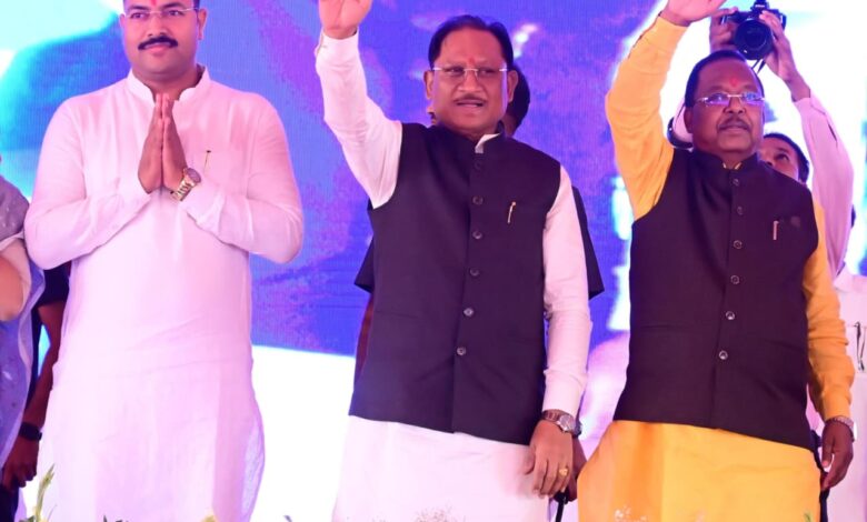 मुख्यमंत्री ने नवरात्रि की पावन बेला पर मां महामाया की धरा से सरगुजा ओलंपिक का किया शुभारंभ….