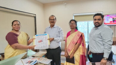 झारखंड के सूचना एवं जनसंपर्क विभाग की टीम ने छत्तीसगढ़ संवाद द्वारा प्रकाशित ‘रोजगार और नियोजन’ की ली जानकारी…. झारखंड के सूचना एवं जनसंपर्क विभाग की टीम ने छत्तीसगढ़ संवाद द्वारा प्रकाशित ‘रोजगार और नियोजन’ की ली जानकारी….