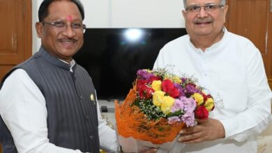 मुख्यमंत्री विष्णु देव साय ने विधानसभा अध्यक्ष डॉ. रमन सिंह से की सौजन्य मुलाकात…. मुख्यमंत्री विष्णु देव साय ने विधानसभा अध्यक्ष डॉ. रमन सिंह से की सौजन्य मुलाकात….