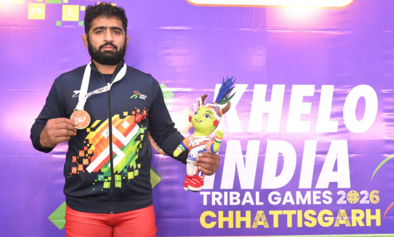 दूध बेचने से लेकर पहला करियर गोल्ड जीतने तकः जम्मू-कश्मीर के हमाम हुसैन की प्रेरणादायक कहानी…..