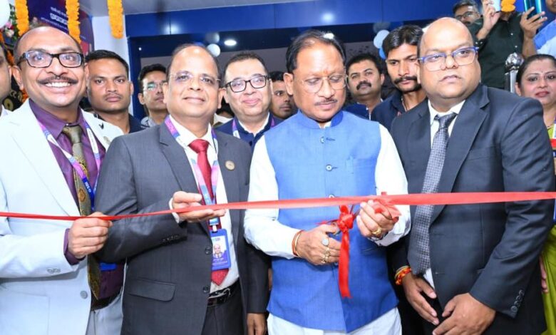 मुख्यमंत्री विष्णु देव साय ने कचहरी चौक स्थित एसबीआई के नये भवन का किया शुभारंभ, आधुनिक बैंकिंग सुविधाओं से मिलेगा लाभ…. मुख्यमंत्री विष्णु देव साय ने कचहरी चौक स्थित एसबीआई के नये भवन का किया शुभारंभ, आधुनिक बैंकिंग सुविधाओं से मिलेगा लाभ….