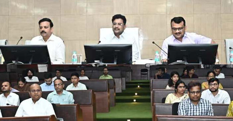 चार जिले के सहायक आयुक्त को शो-कॉज नोटिस, प्रमुख सचिव सोनमणि बोरा ने ली राज्य स्तरीय विभागीय बैठक…. चार जिले के सहायक आयुक्त को शो-कॉज नोटिस, प्रमुख सचिव सोनमणि बोरा ने ली राज्य स्तरीय विभागीय बैठक….