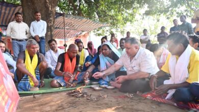 पर्यटन एवं संस्कृति मंत्री राजेश अग्रवाल ने मैनपाट के मतरिंगा में शेड निर्माण का किया भूमिपूजन….. पर्यटन एवं संस्कृति मंत्री राजेश अग्रवाल ने मैनपाट के मतरिंगा में शेड निर्माण का किया भूमिपूजन…..