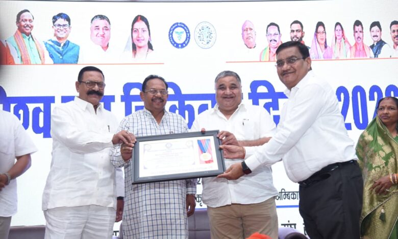 ग्रामीण अर्थव्यवस्था का मजबूत आधार स्तंभ हमारा पशुधन-पर्यटन एवं संस्कृति मंत्री राजेश अग्रवाल….