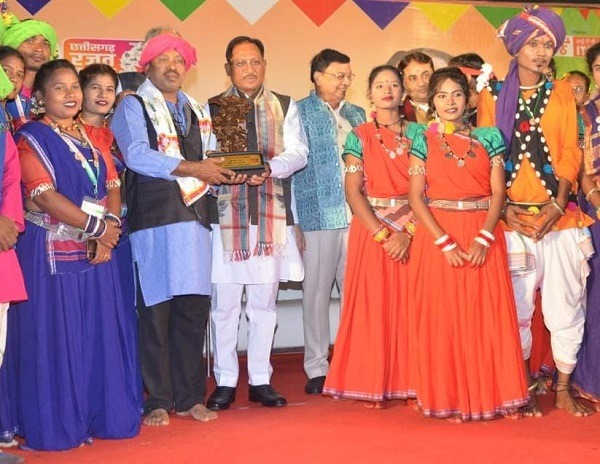 संस्कृति विभाग द्वारा लोक कलाकारों को संबल देने “मुख्यमंत्री लोक कलाकार प्रोत्साहन योजना 2026” हेतु आवेदन आमंत्रित….