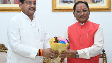 मुख्यमंत्री से उत्तरप्रदेश के राज्यमंत्री रामकेश निषाद ने सौजन्य मुलाकात की…..