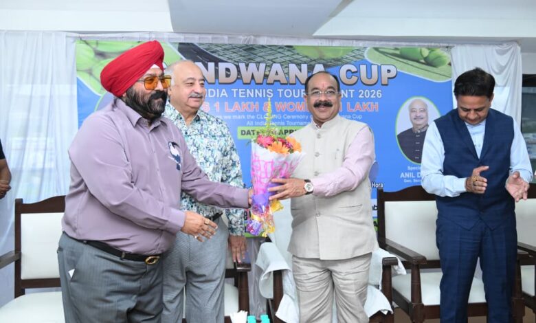 खेल और खिलाड़ियों को आगे बढ़ाने टूर्नामेंट आवश्यक : उप मुख्यमंत्री अरुण साव…. खेल और खिलाड़ियों को आगे बढ़ाने टूर्नामेंट आवश्यक : उप मुख्यमंत्री अरुण साव….