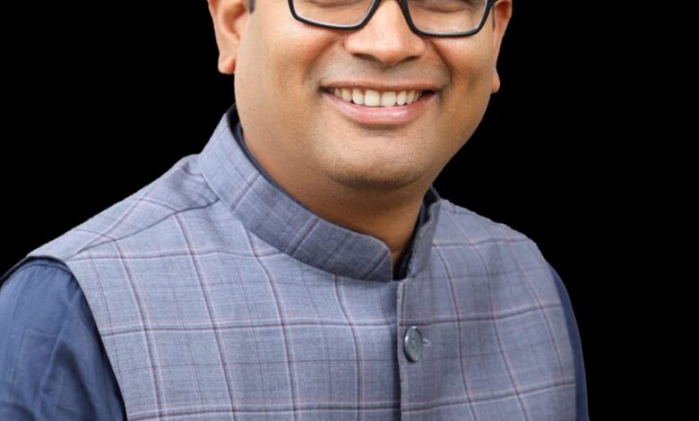’प्रधानमंत्री नरेंद्र मोदी के आव्हान पर वित्त मंत्री ओपी चौधरी ने सुरक्षा प्रोटोकॉल वाहन का उपयोग स्थगित किया’….
