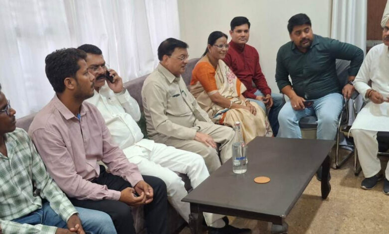 उद्योग मंत्री व महापौर ने किया पार्षद कक्ष का लोकार्पण, पार्षदों को बैठने व साकेत के कार्यालयीन कार्य निपटाने में नहीं होगी परेशानी…