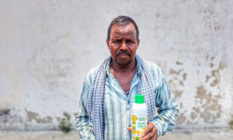 नैनो यूरिया और नैनो डीएपी से किसान मनोहर यादव की खेती बनी अधिक लाभकारी….. नैनो यूरिया और नैनो डीएपी से किसान मनोहर यादव की खेती बनी अधिक लाभकारी…..