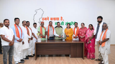 डोंगरगांव की बहुप्रतीक्षित मांग पूरी, बना नगर पालिका, उप मुख्यमंत्री अरुण साव से डोंगरगांव के जनप्रतिनिधियों और नागरिकों ने मिलकर जताया आभार….. डोंगरगांव की बहुप्रतीक्षित मांग पूरी, बना नगर पालिका, उप मुख्यमंत्री अरुण साव से डोंगरगांव के जनप्रतिनिधियों और नागरिकों ने मिलकर जताया आभार…..