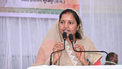 प्रधानमंत्री के सुशासन की संकल्पना को साकार करने के लिए प्रतिबद्धता के साथ काम कर रही हैं हमारी सरकार- मंत्री लक्ष्मी राजवाड़े…. प्रधानमंत्री के सुशासन की संकल्पना को साकार करने के लिए प्रतिबद्धता के साथ काम कर रही हैं हमारी सरकार- मंत्री लक्ष्मी राजवाड़े….
