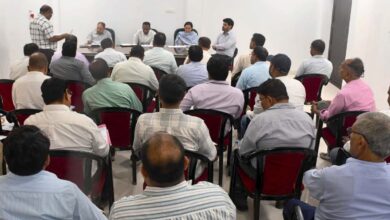 लोक निर्माण विभाग के सचिव ने कार्यों की धीमी गति पर जताई नाराजगी, कार्यों में अपेक्षित प्रगति नहीं लाने वाले ठेकेदारों को नोटिस जारी करने तथा ब्लैक-लिस्ट करने के दिए निर्देश…. लोक निर्माण विभाग के सचिव ने कार्यों की धीमी गति पर जताई नाराजगी, कार्यों में अपेक्षित प्रगति नहीं लाने वाले ठेकेदारों को नोटिस जारी करने तथा ब्लैक-लिस्ट करने के दिए निर्देश….