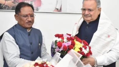 मुख्यमंत्री विष्णु देव साय ने विधानसभा अध्यक्ष डॉ. रमन सिंह को वैवाहिक वर्षगांठ पर दी बधाई….