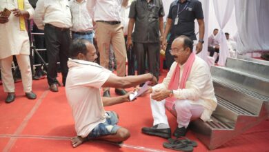 सुशासन तिहार 2026 : उप मुख्यमंत्री अरुण साव की संवेदनशीलता से दिव्यांग कपिल के चेहरे पर लौटी मुस्कान’…. सुशासन तिहार 2026 : उप मुख्यमंत्री अरुण साव की संवेदनशीलता से दिव्यांग कपिल के चेहरे पर लौटी मुस्कान’….