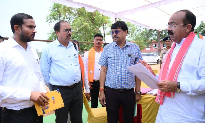 उप मुख्यमंत्री अरुण साव का बस्तर में निर्माण कार्यों का निरीक्षण जारी, ’मिशन अमृत के तहत निर्माणाधीन इंटेक-वेल और वाटर ट्रीटमेंट प्लांट का लिया जायजा, स्पोर्ट्स कॉम्प्लेक्स का काम भी देखा’…. उप मुख्यमंत्री अरुण साव का बस्तर में निर्माण कार्यों का निरीक्षण जारी, ’मिशन अमृत के तहत निर्माणाधीन इंटेक-वेल और वाटर ट्रीटमेंट प्लांट का लिया जायजा, स्पोर्ट्स कॉम्प्लेक्स का काम भी देखा’….