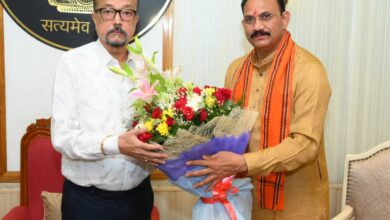 राज्यपाल रमेन डेका से स्वास्थ्य एवं परिवार कल्याण मंत्री जायसवाल ने की भेंट……
