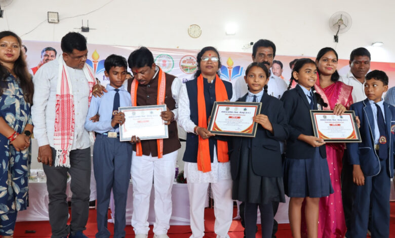 शाला प्रवेशोत्सव से शिक्षा को मिली नई उड़ान, 37 बंद विद्यालय फिर से खुले, बच्चों के चेहरों पर लौटी मुस्कान….